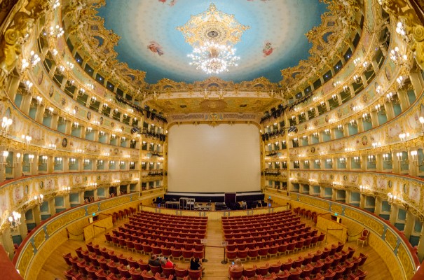 Оперный театр «Ла Фениче»: проход без очереди + аудиогид