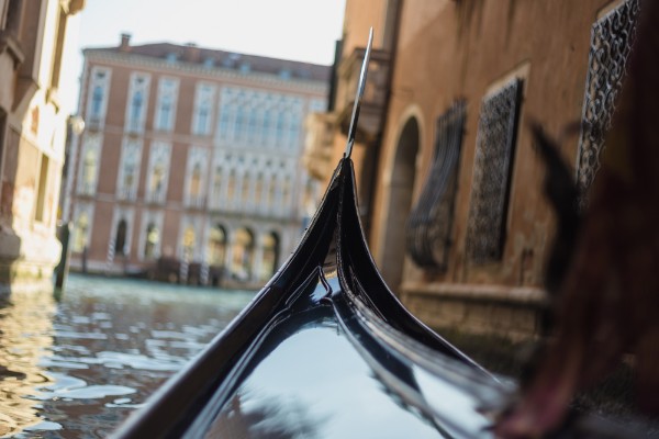 Венеция: поездка на классической гондоле